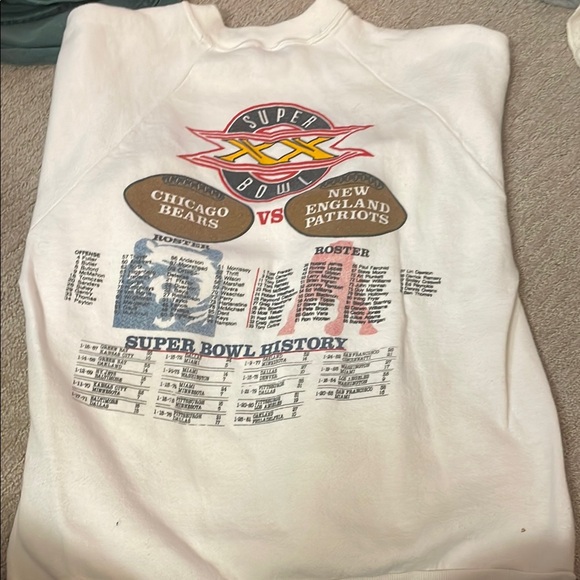 Vintage Super Bowl XX Graphic Sweatshirt - Picture 4 of 5